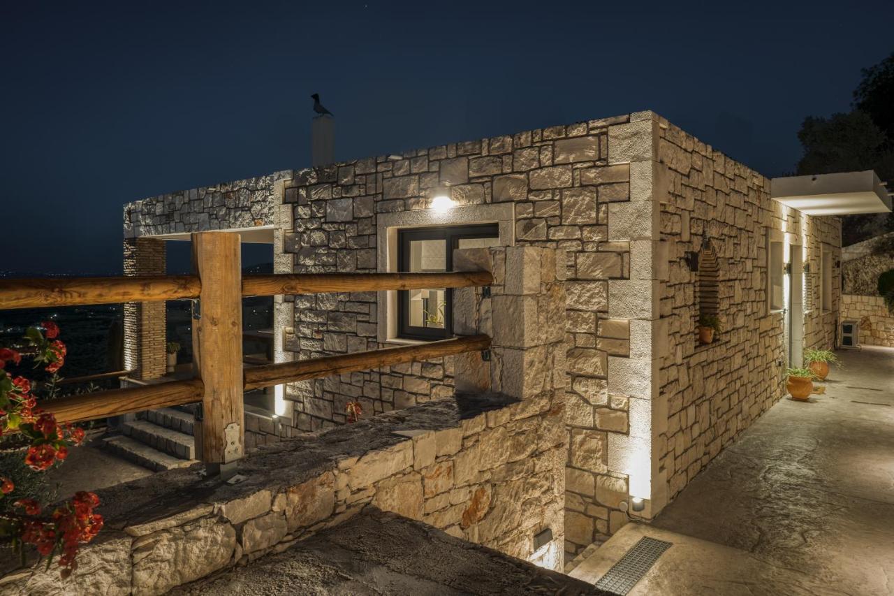 Violet Private Stone Villa Lagopodhon ภายนอก รูปภาพ